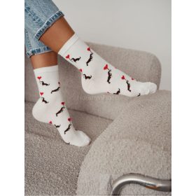 MILENA női zokni 157, kutya, ecru 37-41